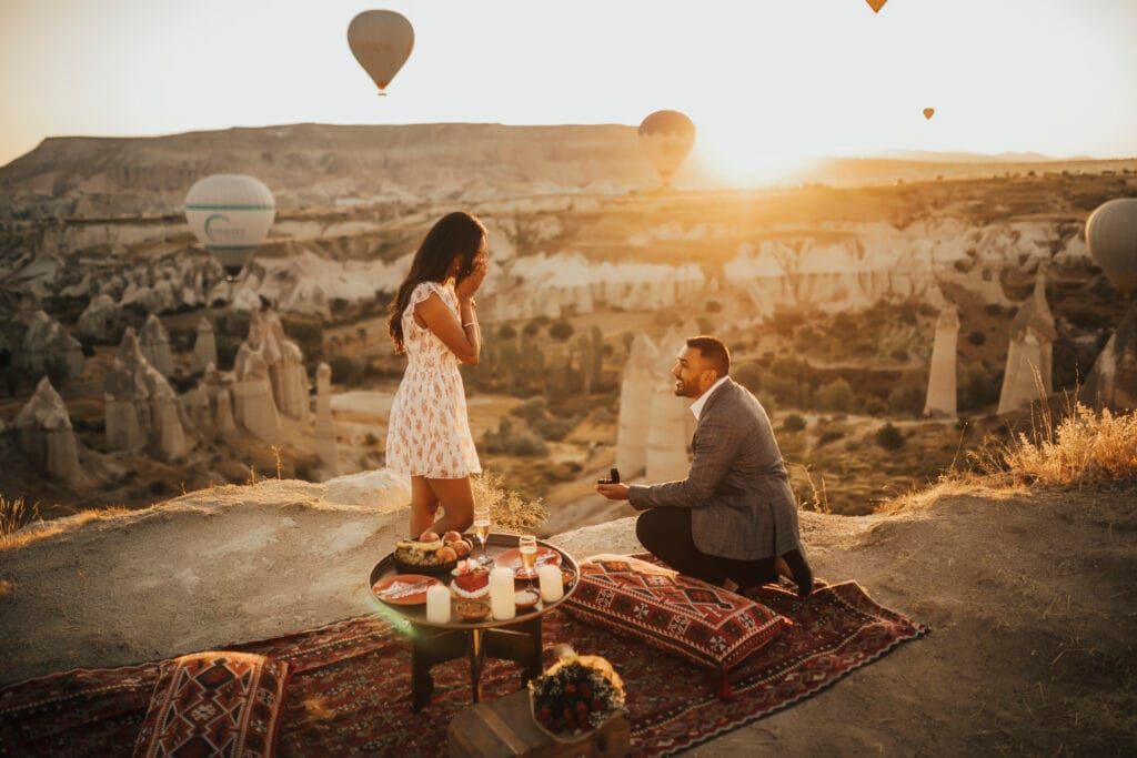 Love Valley Cappadocia, göreme valley, fairy chimneys, how to go love valley, where is love valley, walking, tours, photos, Balloon Valley